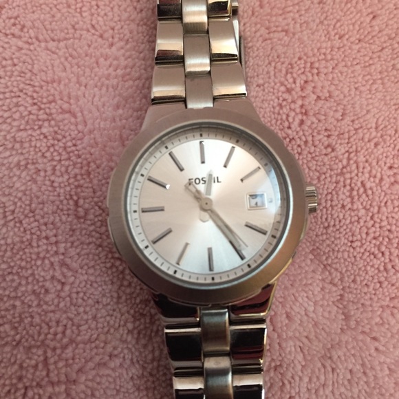Fossil Watch Width Across Face 1 1/8 Inch